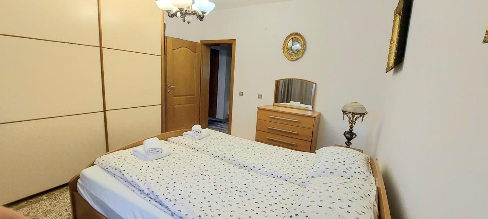Family Apartment With Garden Sarajevo Exterior photo